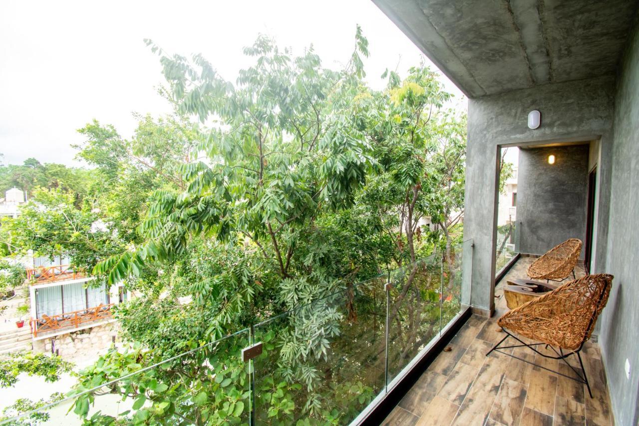 Hotel Casa Tortuga Tulum - Cenotes Park Inclusive Kültér fotó View from the balcony of the house